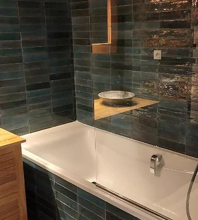 Superbe Appartement Haut De Gamme Avec Jacuzzi Апартаменты *